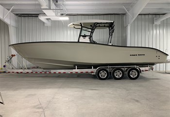 2023 Cape Horn 31T Pebble Gray Boat